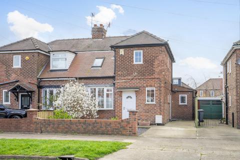 4 bedroom semi-detached house for sale, Penyghent Avenue, York