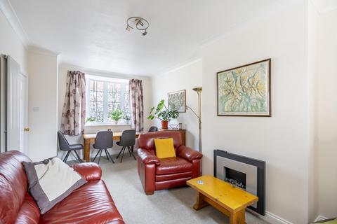 4 bedroom semi-detached house for sale, Penyghent Avenue, York