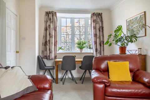 4 bedroom semi-detached house for sale, Penyghent Avenue, York