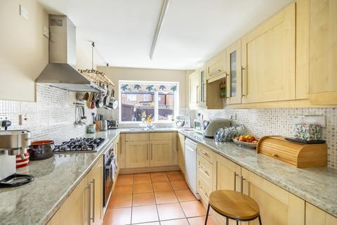 4 bedroom semi-detached house for sale, Penyghent Avenue, York