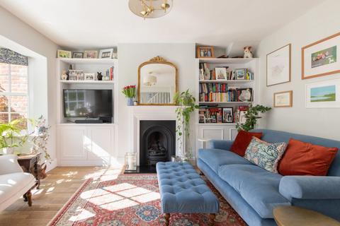 2 bedroom cottage for sale, Hampstead Garden Suburb, London, NW11