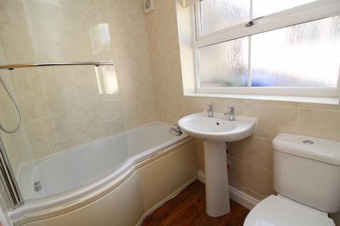 2 bedroom terraced house to rent, Trinity Lane, Beverley, HU17 0AU
