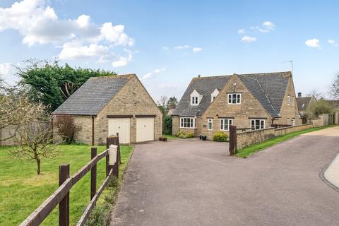 4 bedroom house for sale, Wappenham Road, Helmdon, NN13