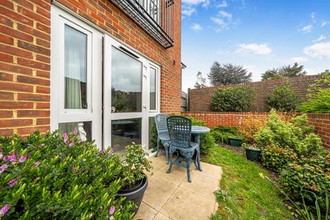 1 bedroom apartment for sale, Birchwood Park Avenue, Swanley, Kent