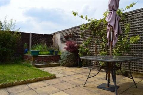 3 bedroom link detached house to rent, Barker Street, Crewe, CW2