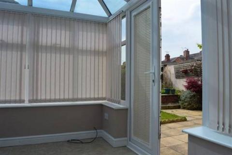3 bedroom link detached house to rent, Barker Street, Crewe, CW2