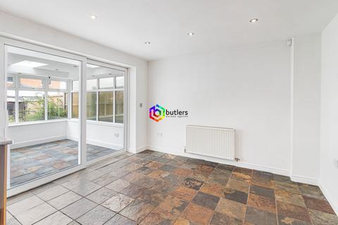 3 bedroom townhouse for sale, Cygnet Close, Brampton Bierlow, S63