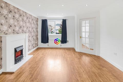 3 bedroom townhouse for sale, Cygnet Close, Brampton Bierlow, S63