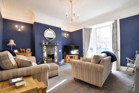 3 bedroom end of terrace house for sale, South Parade, Northallerton, North Yorkshire, DL7