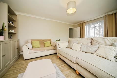 3 bedroom detached house for sale, St. Peters Road, STOWMARKET