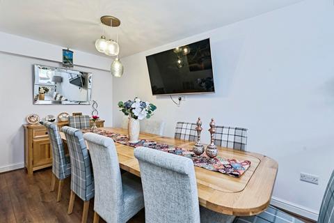 4 bedroom detached house for sale, Thorncroft Way, Walsall, West Midlands, WS5
