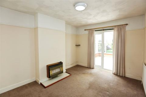 2 bedroom bungalow for sale, Taunton Drive, Southampton, Hampshire, SO18