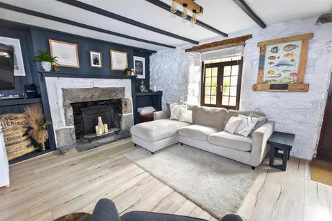 3 bedroom cottage for sale, Falmouth Road, Redruth