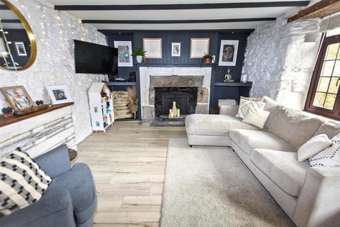 3 bedroom cottage for sale, Falmouth Road, Redruth