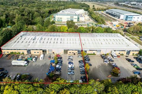 Warehouse to rent, Stirling Way Peterborough PE3 8YD