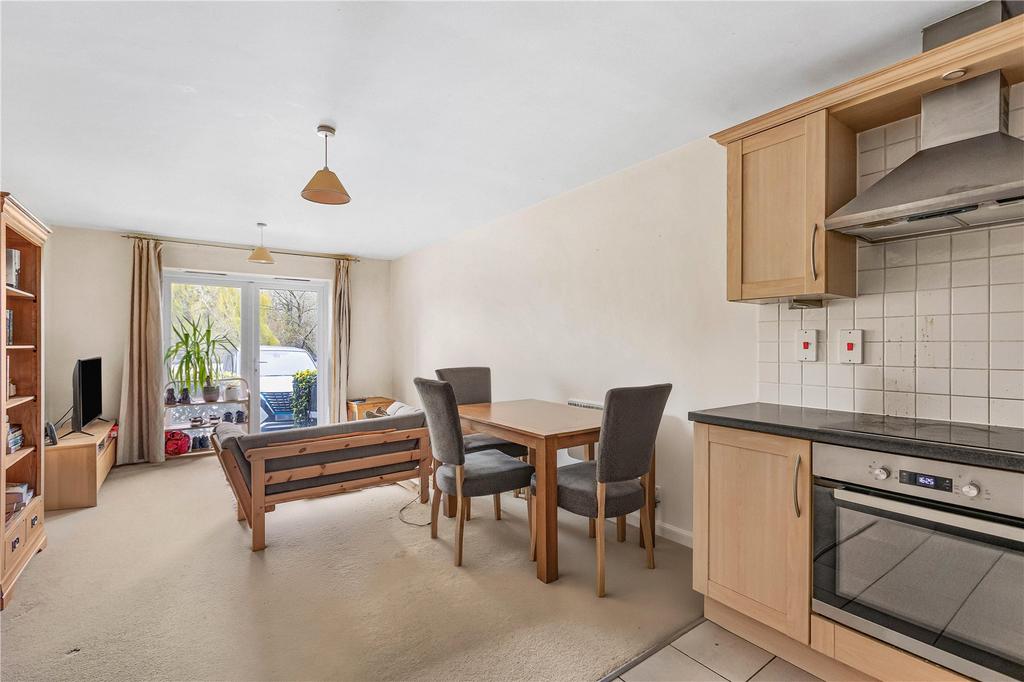 Apartment in Oxford, South Oxford - View 2