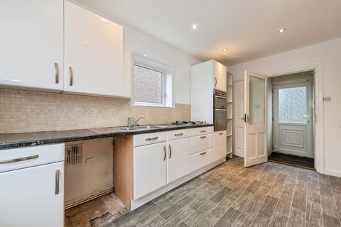 3 bedroom semi-detached house for sale, Manor Crescent, Wakefield, WF2