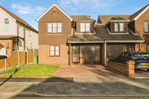 4 bedroom link detached house for sale, Candover Road, Hornchurch, RM12