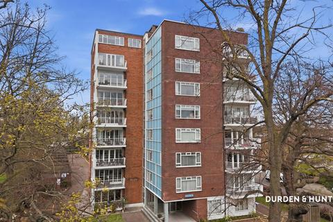 2 bedroom apartment for sale, New Wanstead, London E11