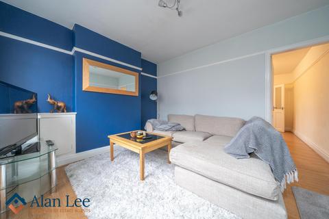 2 bedroom end of terrace house for sale, High Street, Macclesfield, SK11 7QQ