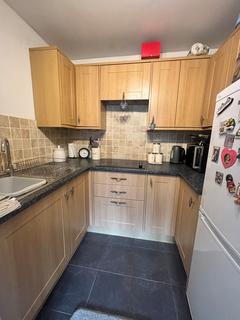1 bedroom flat for sale, Brinton Lane, Hythe SO45