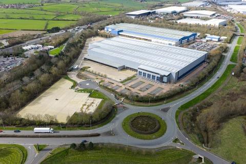 Warehouse to rent, Swan Valley Way Northampton NN4 9BA