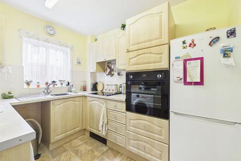 undefined, Barnwood Road, Gloucester, Gloucestershire, GL4