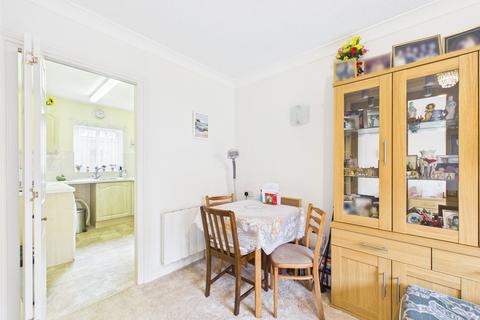 undefined, Barnwood Road, Gloucester, Gloucestershire, GL4