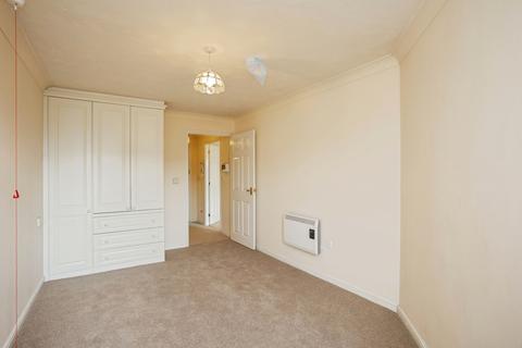 2 bedroom flat for sale, Giles Court, Rectory Road, West Bridgford, Nottingham, NG2