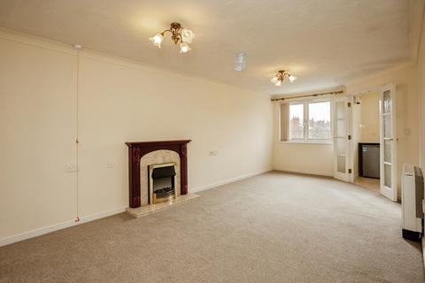2 bedroom flat for sale, Giles Court, Rectory Road, West Bridgford, Nottingham, NG2