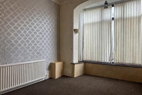 3 bedroom terraced house for sale, Abbey Hills Road, Oldham, Greater Manchester, OL8
