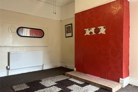3 bedroom terraced house for sale, Abbey Hills Road, Oldham, Greater Manchester, OL8
