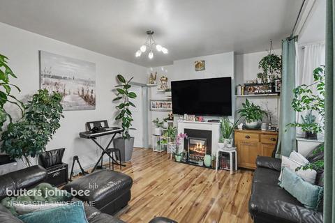 2 bedroom terraced house for sale, Shelton New Road, Stoke-On-Trent