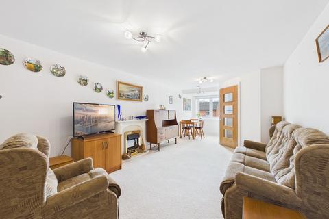 2 bedroom retirement property for sale, Brighton Road, Horsham RH13