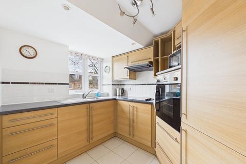 2 bedroom retirement property for sale, Brighton Road, Horsham RH13