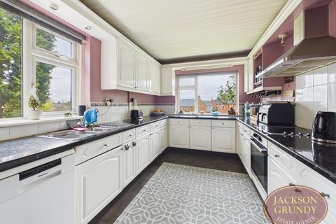 3 bedroom semi-detached bungalow for sale, Malt Mill Close, Kilsby, CV23 8XN