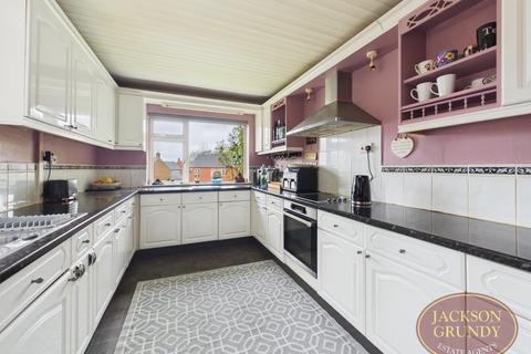 3 bedroom semi-detached bungalow for sale, Malt Mill Close, Kilsby, CV23 8XN