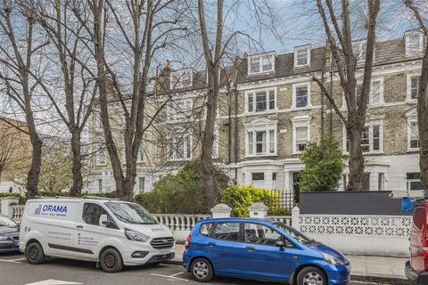 3 bedroom flat for sale, Elsham Road, W14
