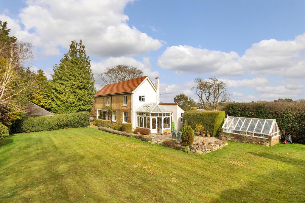 Detached house exterior, garden