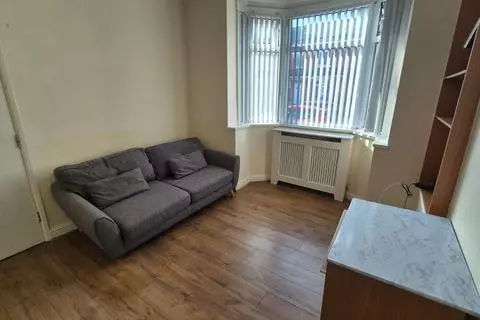 4 bedroom terraced house to rent - View 3
