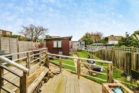 3 bedroom chalet for sale, Lewis Road, Lancing