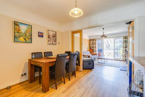 3 bedroom bungalow for sale, Highfield Close, Dinas Powys CF64 4LR