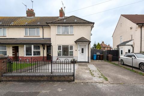 2 bedroom semi-detached house for sale, Grantley Grove, Hull HU9