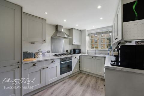 2 bedroom flat for sale, Gilbert Close, London