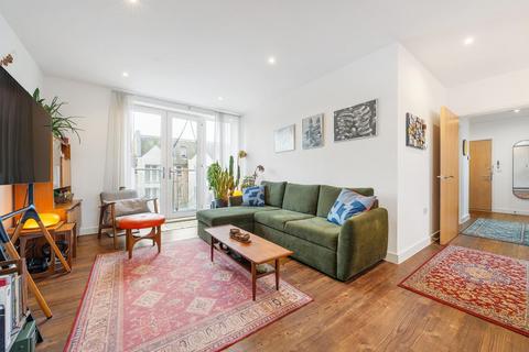 1 bedroom flat for sale, Old Devonshire Road, London SW12