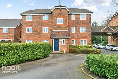 undefined, Royal Huts Avenue, Hindhead