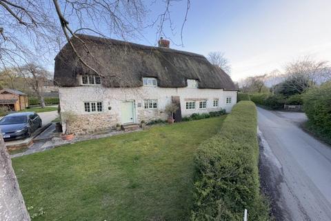 3 bedroom cottage for sale, Church Lane, Woolstone