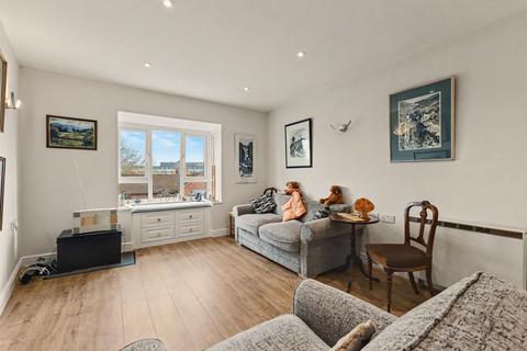 2 bedroom flat for sale, Warwick Road, Stratford-Upon-Avon CV37