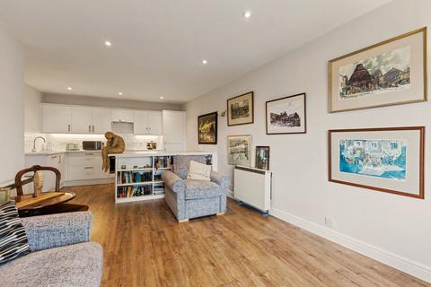 2 bedroom flat for sale, Warwick Road, Stratford-Upon-Avon CV37