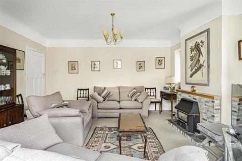 4 bedroom detached house for sale, Gordon Road, North Chingford